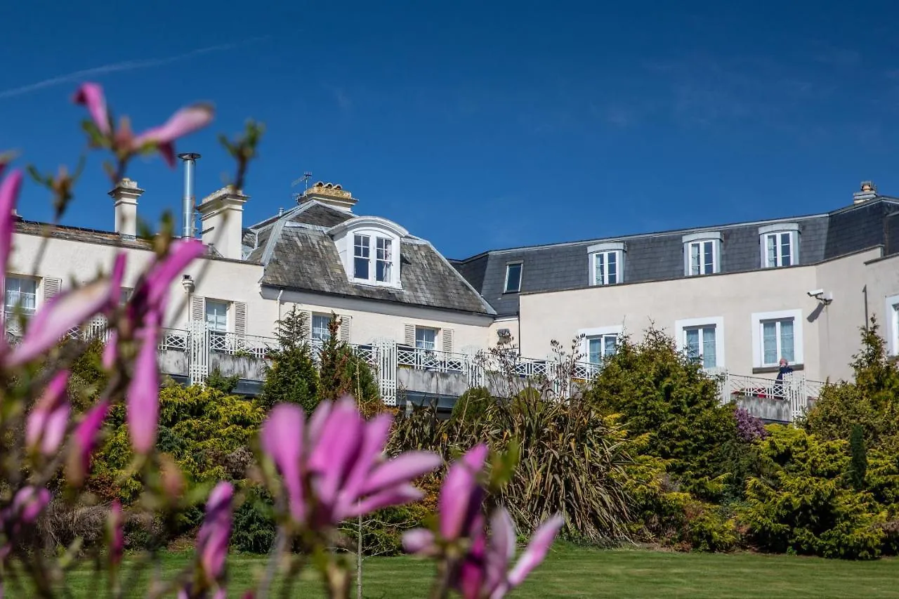 Staying Near Grand Pier Teignmouth: 4 Family Hotels Compared