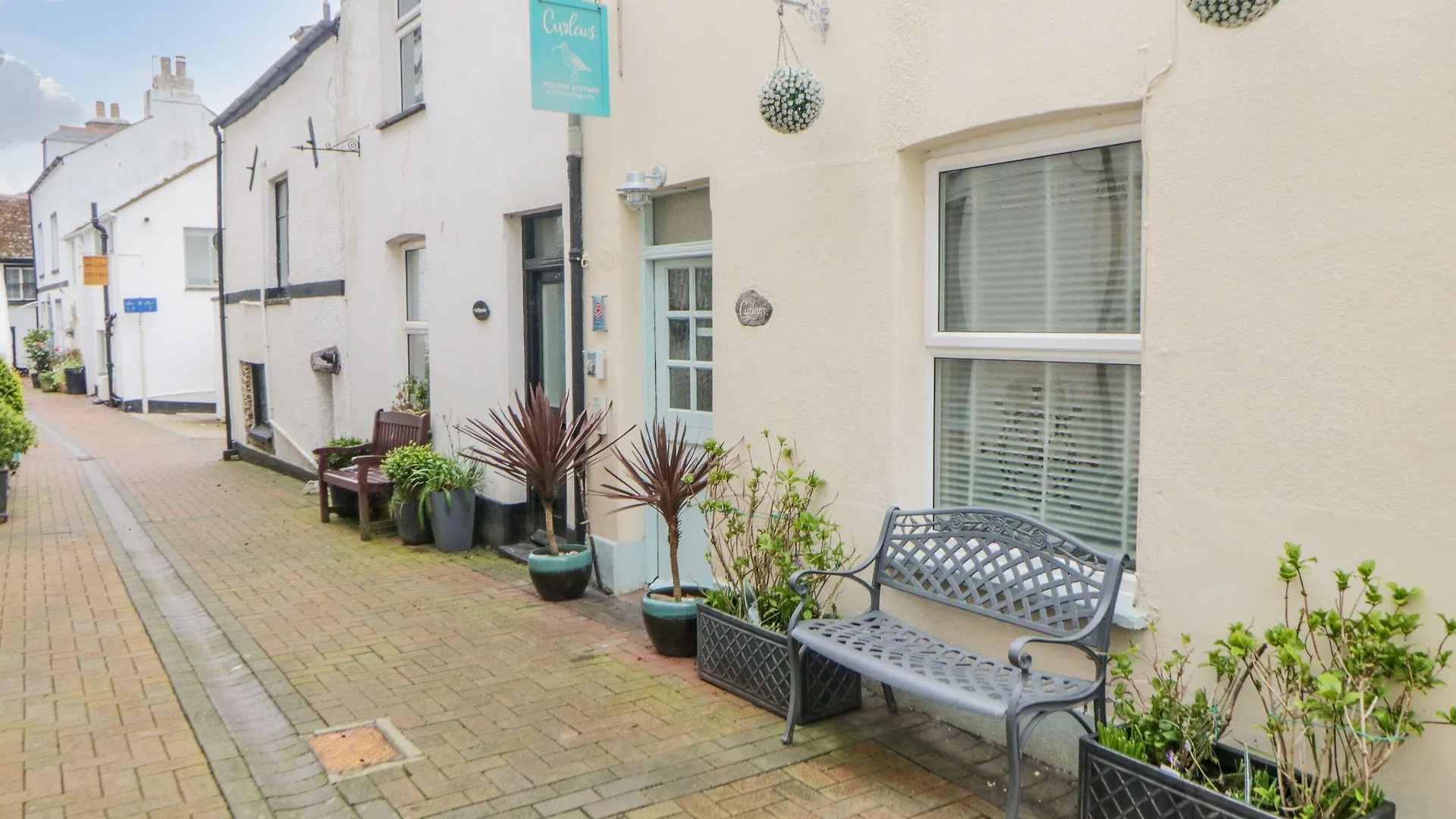 5 Smart Central Hotels Near Polperro Harbour Heritage Museum