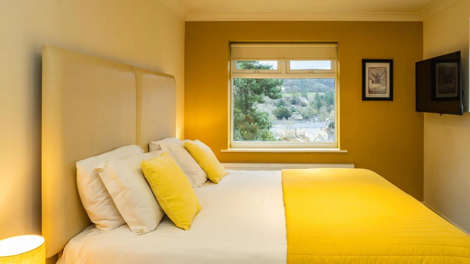 Where to Stay Near Ashford Castle: 5 Central Bakewell Hotels