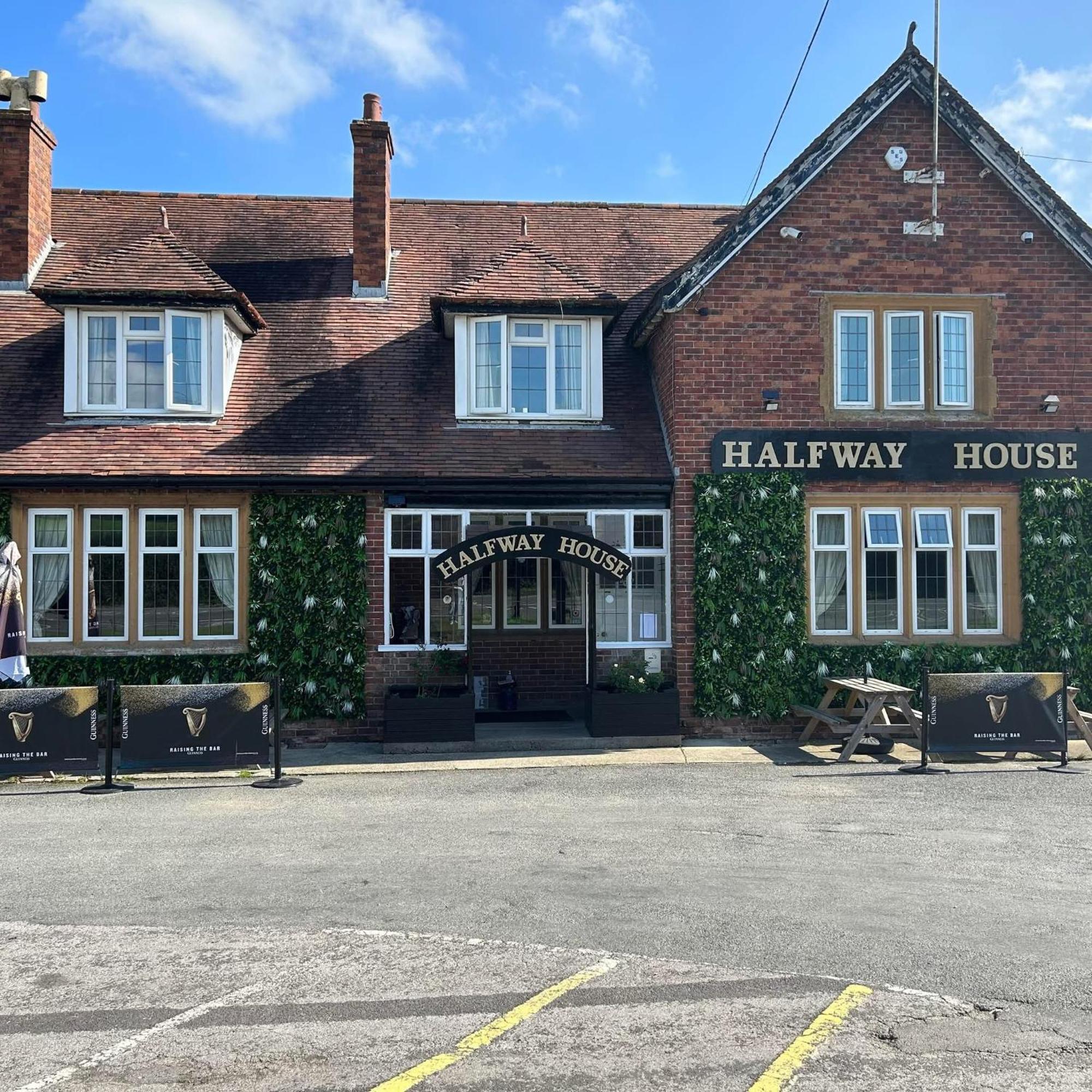 Where to Stay Near Montacute House: 4 Solid 3-Star Hotels